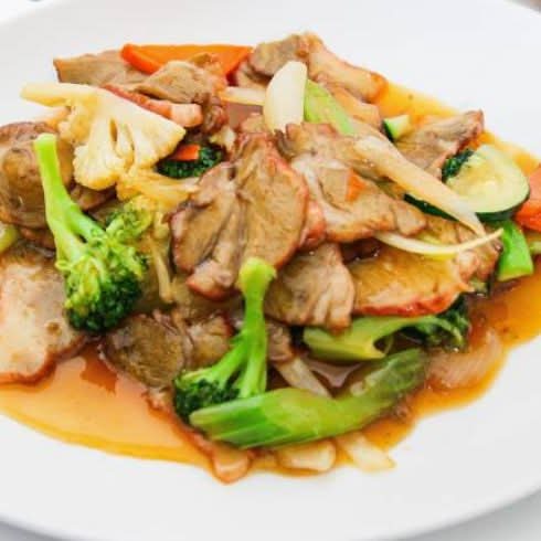 BBQ Pork In BBQ Sauce With Vegetables烤酱叉烧